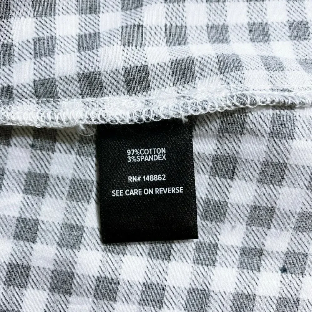 Torrid Womens Tank Top Size 3 White & Black Plaid Sleeveless Back Zip - Picture 4 of 5